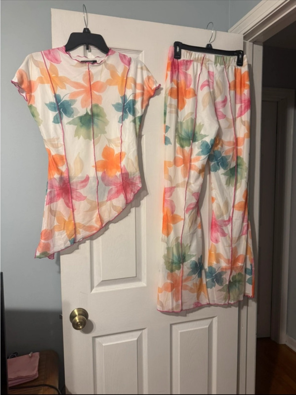chic Floral Print Two-Piece Set in Cream, Pink & Orange